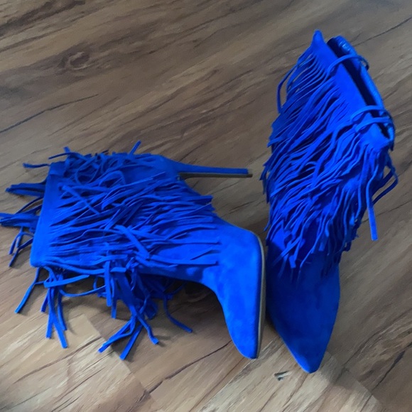 Steve Madden fringe booties - Picture 2 of 6